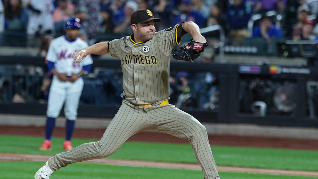 Sep 16, 2025; New York City, New York, USA;  San Diego Padres starting pitcher Michael King (34) delivers a pitch during the first inning against the New York Mets at Citi Field. 