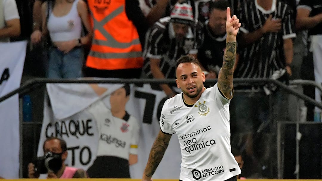 Veja o que o Corinthians precisa melhorar para manter a liderança no Brasileiro