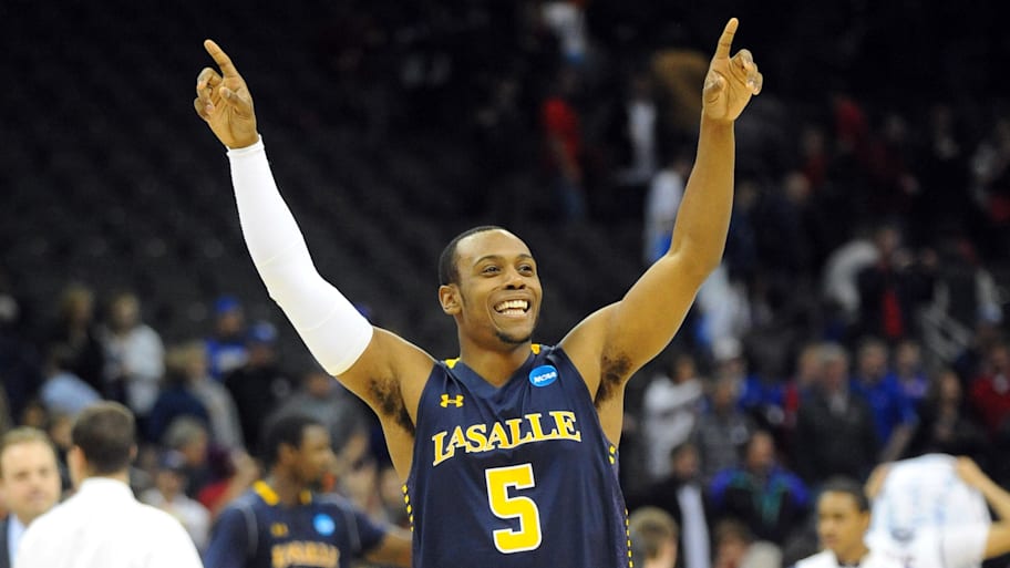 La Salle’s Taylor Dunn smiles after an NCAA tournament win over Ole Miss.