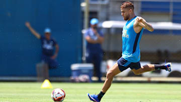 Cuéllar teve passagem discreta no Grêmio