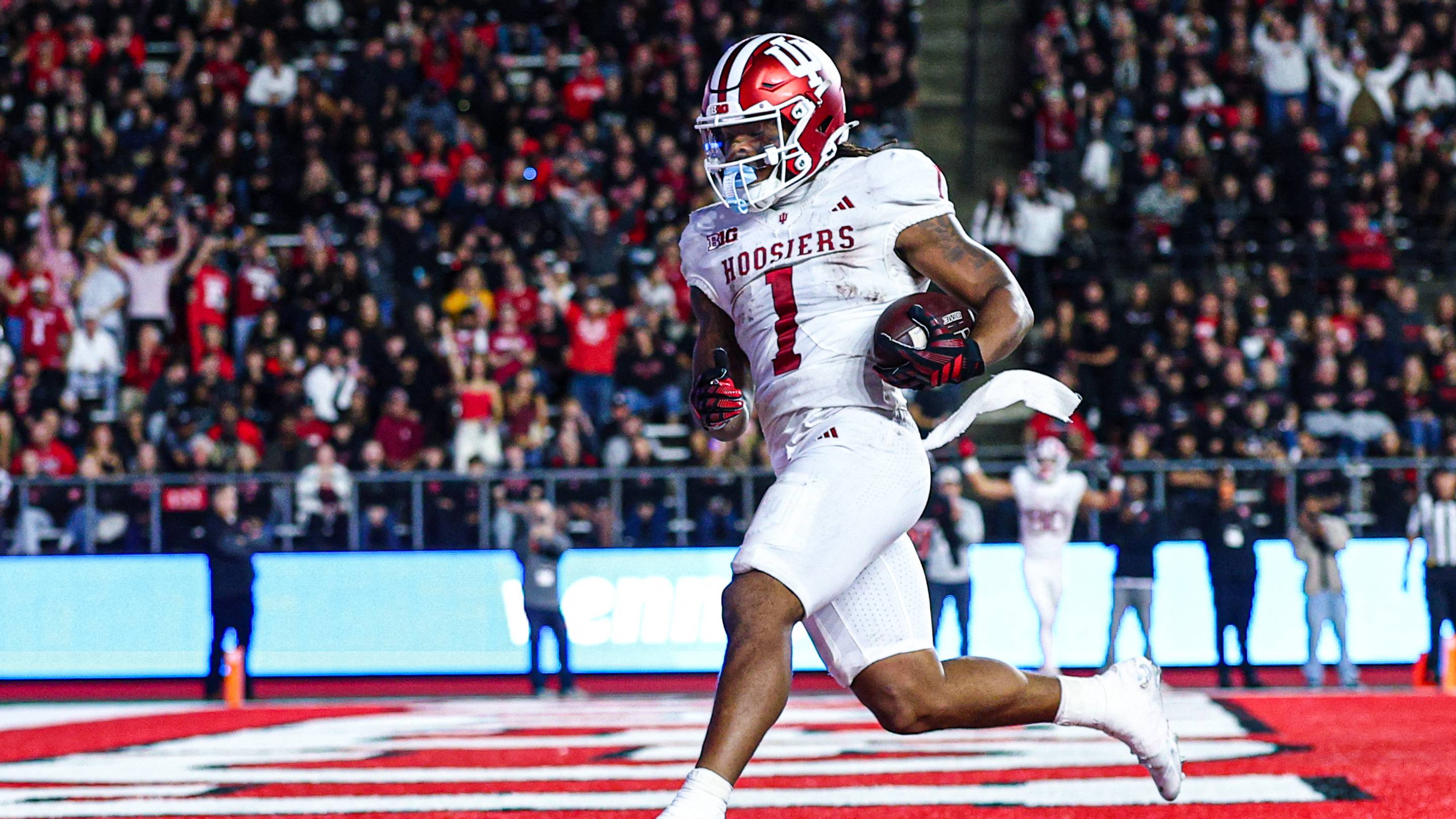 Instant Takeaways As Indiana Rolls Past Rutgers, Improves to 5-0