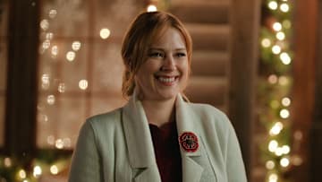 Virgin River. Alexandra Breckenridge as Mel Monroe in episode 512 of Virgin River. Cr. Courtesy of Netflix © 2023