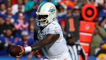 Miami Dolphins v Buffalo Bills