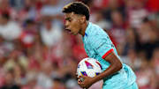 Yamal comemora o seu primeiro gol marcado com a camisa do Barça 