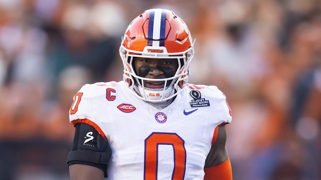 Dec 21, 2024; Austin, Texas, USA; Clemson Tigers linebacker Barrett Carter (0) against the Texas Longhorns during the CFP National playoff first round at Darrell K Royal-Texas Memorial Stadium. 