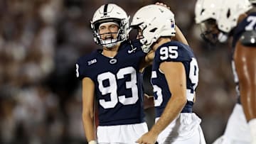Penn State Nittany Lions kicker Sander Sahaydak (93) 