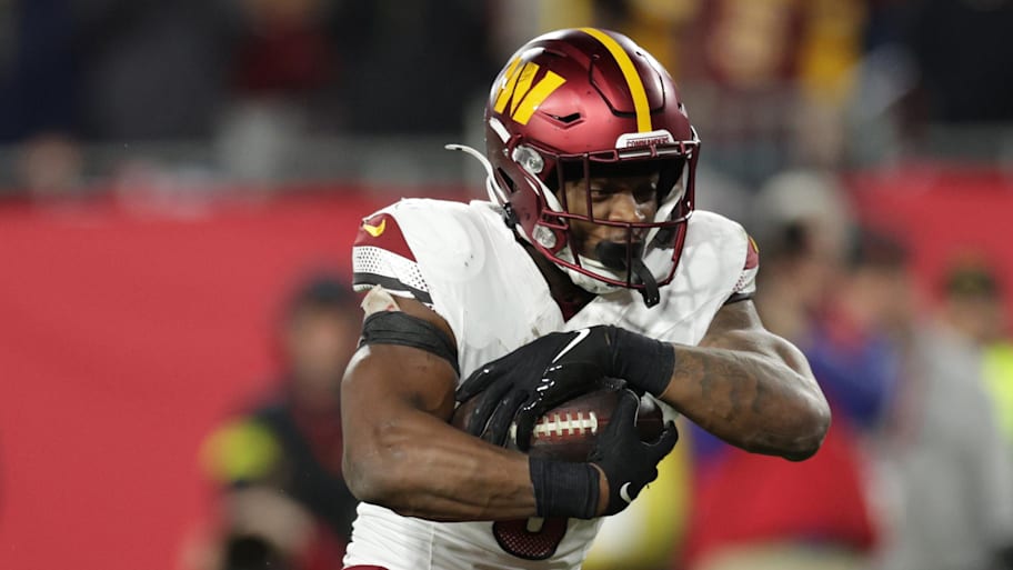 New 49ers RB Brian Robinson Jr. will be the new fantasy handcuff for Christian McCaffrey after being traded to San Francisco. | Nathan Ray Seebeck-Imagn Images