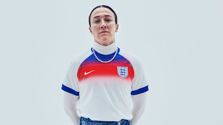 Lucy Bronze. Lucy Bronze.