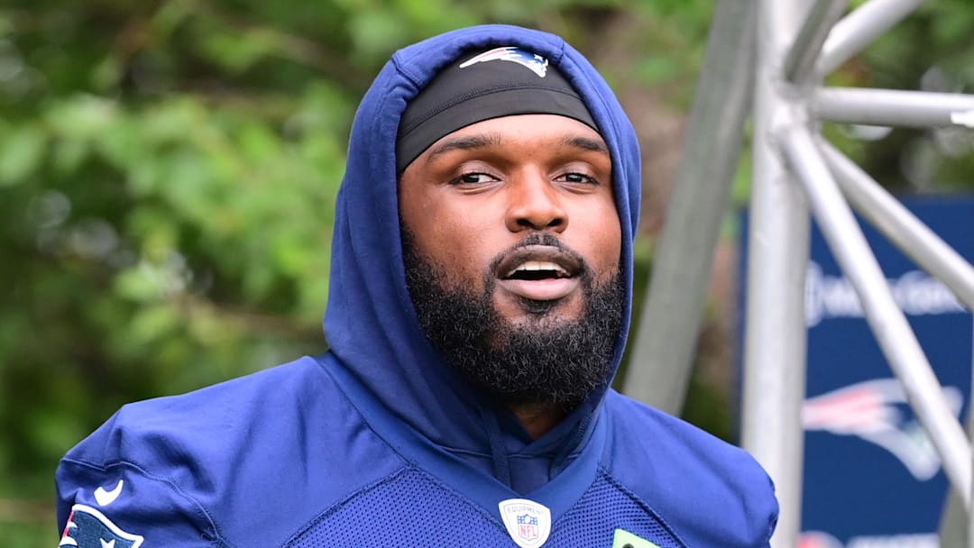 New England Patriots - Linebacker Ja'Whaun Bentley New England Patriots - Linebacker Ja'Whaun Bentley