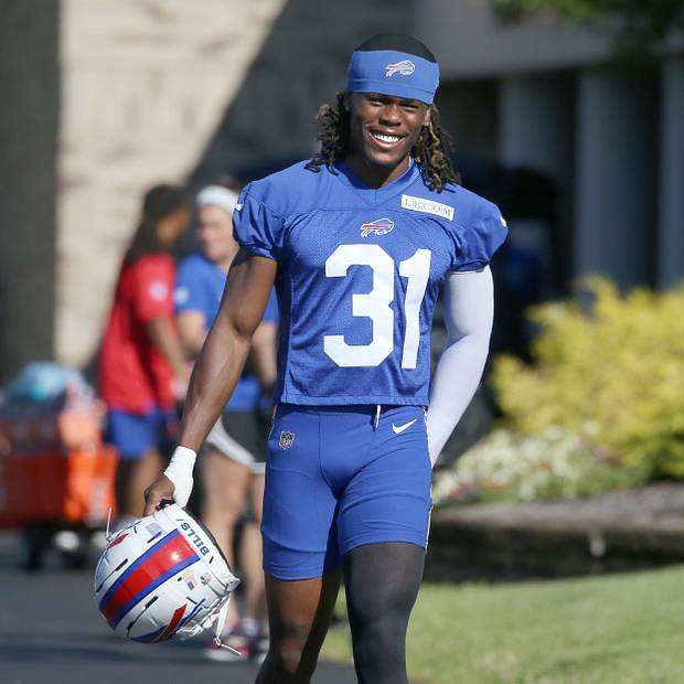 Bills' first-round rookie CB apparently suffers potentially serious knee  injury
