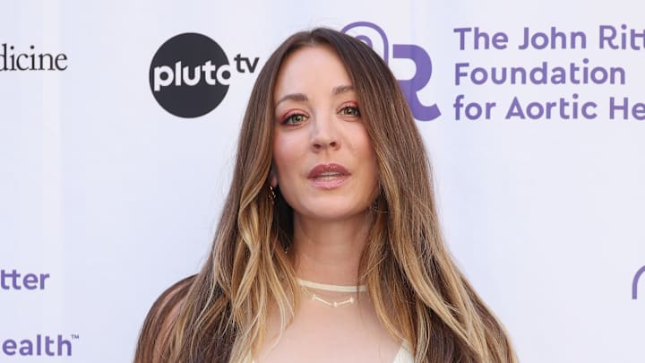 Kaley Cuoco - Evening From The Heart Los Angeles Gala