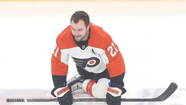 Feb 27, 2025; Pittsburgh, Pennsylvania, USA;  Philadelphia Flyers center Scott Laughton (21) warms up against the Pittsburgh Penguins at PPG Paints Arena. 