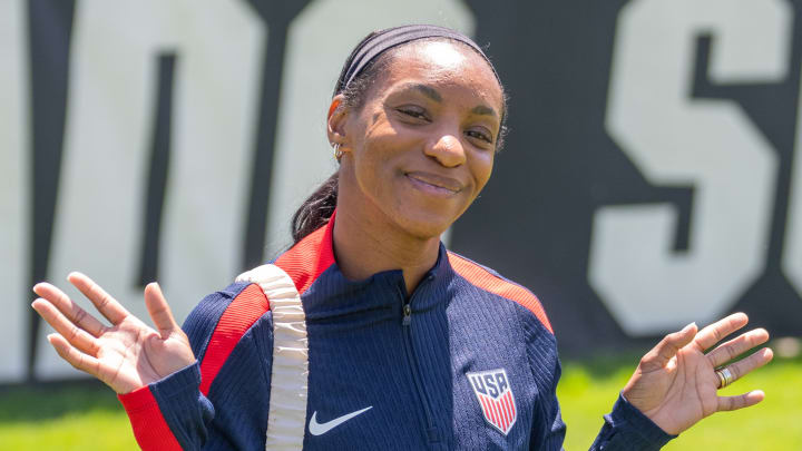 Crystal Dunn