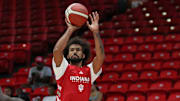 Indiana senior guard Tayton Conerway attempts a shot Aug. 11, 2025, against Mega Superbet at Coliseo Guillermo Angulo.