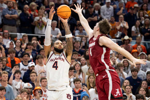 Broome shoots against Alabama on Saturday.