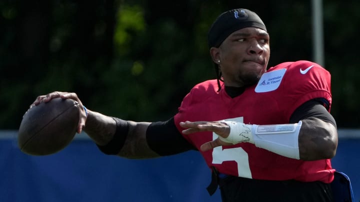 Indianapolis Colts quarterback Anthony Richardson (5) throws a ball during the Colts’ training camp Wednesday, July 31, 2024, at Grand Park Sports Complex in Westfield.