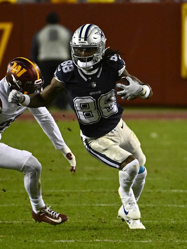 Dallas Cowboys wide receiver CeeDee Lamb (88).