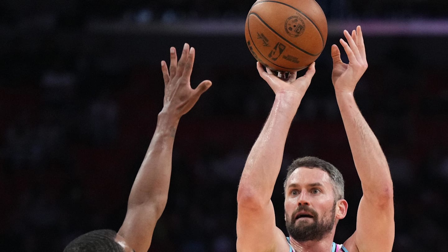 Miami Heat Forward Kevin Love Announces His Father has Passed Away