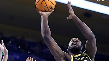 Oregon v UCLA
