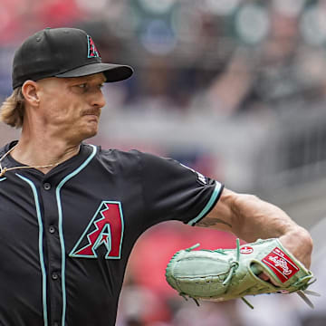 Jun 5, 2025; Cumberland, Georgia, USA; Arizona Diamondbacks relief pitcher Shelby Miller (18) pitches against the Atlanta Braves during the ninth inning at Truist Park. Mandatory Credit: Dale Zanine-Imagn Images
