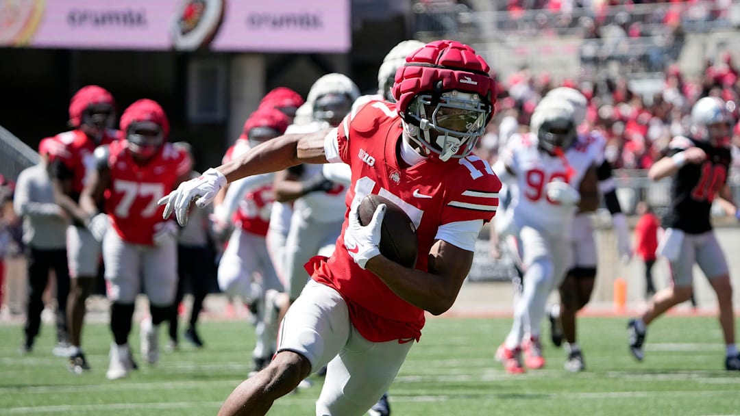 Ohio State Buckeye Scarlet Carnell Tate (17) makes a catch against team Gary in the 1st half during the spring game at Ohio Stadium on April 12, 2025.