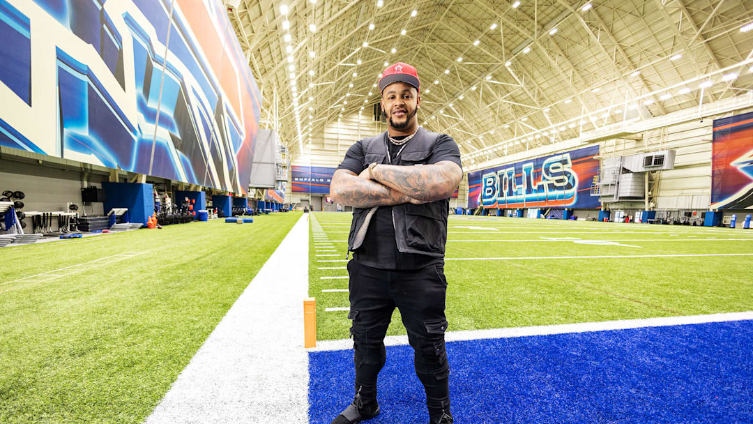 Bills OT Dion Dawkins