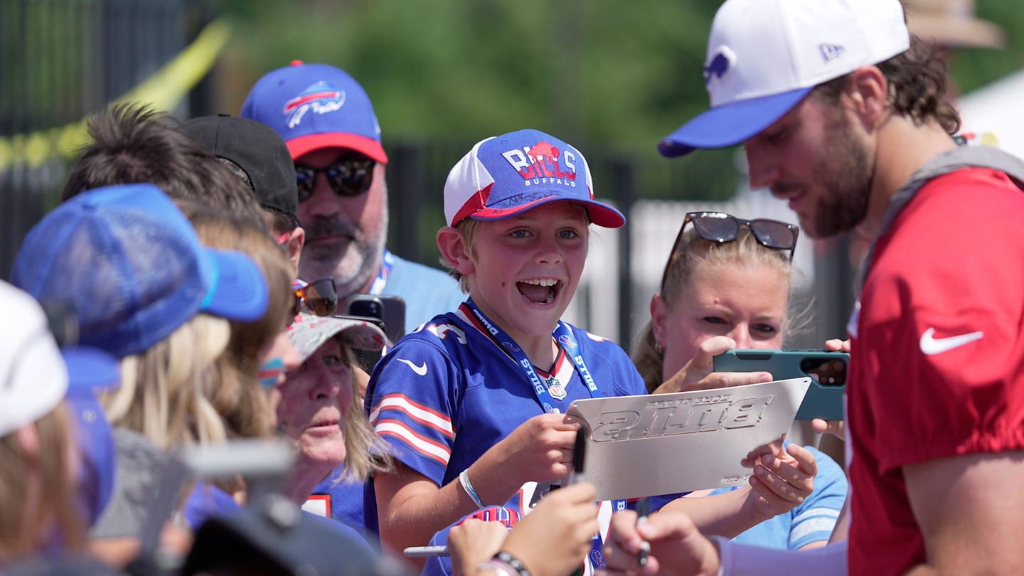 Bills QB Josh Allen Leads Playoff-Ready Team in HBO Hard Knocks