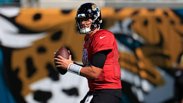 Jacksonville Jaguars quarterback Mac Jones (10)