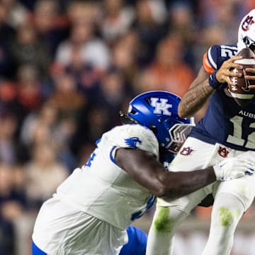 The losses continue to mount under Hugh Freeze as Auburn fell at home to Kentucky.