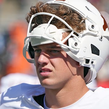 Texas Longhorns quarterback Arch Manning