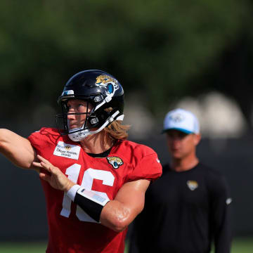 Jacksonville Jaguars quarterback Trevor Lawrence (16) throws the ball during the seventh day of an NFL football training camp practice Wednesday, July 31, 2024 at EverBank Stadium’s Miller Electric Center in Jacksonville, Fla.