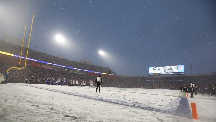 Snow started before the game and slowly filled the field as the Bills took on the Cincinnati Bengals in the AFC Playoffs. 
