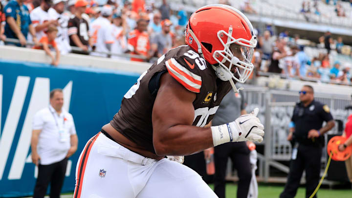 Cleveland Browns defensive end Myles Garrett (95) runs before an NFL football matchup Sunday, Sept. 15, 2024 at EverBank Stadium in Jacksonville, Fla. [Corey Perrine/Florida Times-Union]