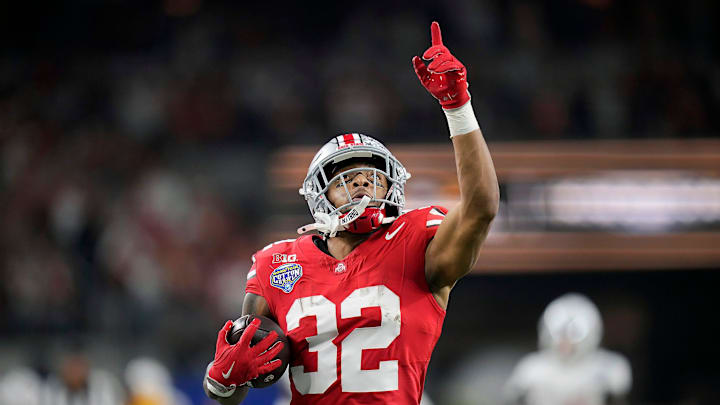 Ohio State Buckeyes running back TreVeyon Henderson