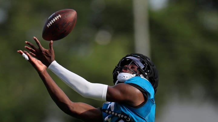 Jacksonville Jaguars wide receiver Brian Thomas Jr. (7) hauls in a reception during the seventh day of an NFL football training camp practice Wednesday, July 31, 2024 at EverBank Stadium’s Miller Electric Center in Jacksonville, Fla.