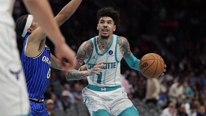 LaMelo Ball and the Hornets head into Milwaukee to face the Bucks.