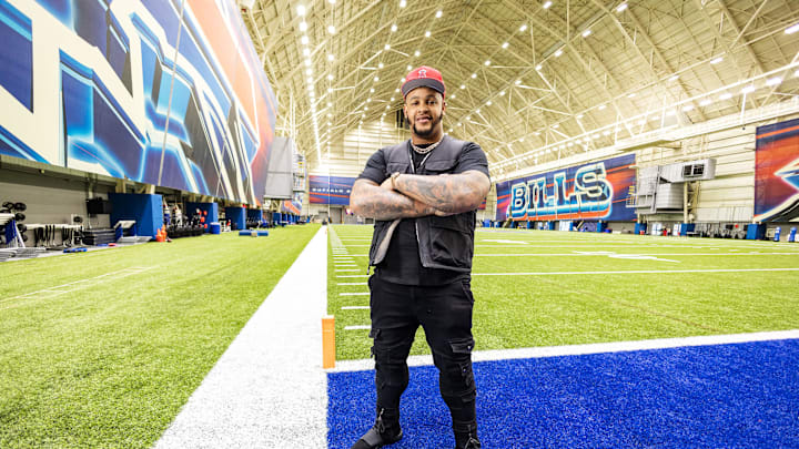 Dion Dawkins gives epic update to NFL All-Pro status