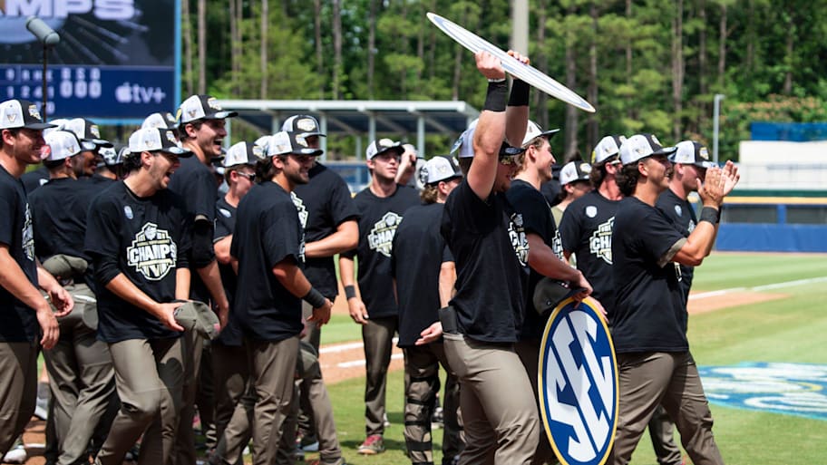 Vanderbilt is one of the favorites to capture a college baseball national championship. | Jake Crandall/ Montgomery Advertiser / USA TODAY NETWORK via Imagn Images