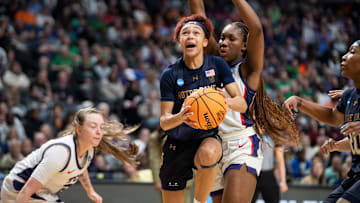 Notre Dame Fighting Irish guard Hannah Hidalgo (3) goes up for a layup as TCU Horned Frogs face off with Notre Dame Fighting Irish during the Sweet 16 at Legacy Arena in Birmingham, Ala., on Saturday, March 29, 2025. TCU Horned Frogs defeated Notre Dame Fighting Irish 71-62 to advance to the Elite 8.