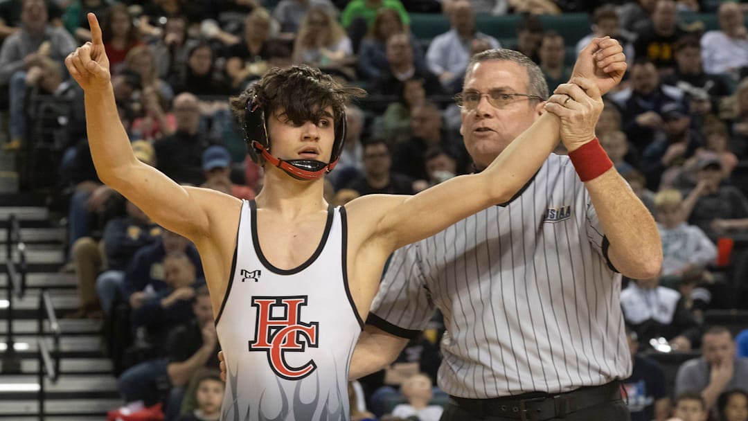Tyler Klinsky, Middletown North vs Brett Ungar, Hunterdon Central in 106 lbs final. NJSIAA Boys State Wrestling finals on Saturday,  March 2, 2019 in Atlantic City. 

Boysfinal106c