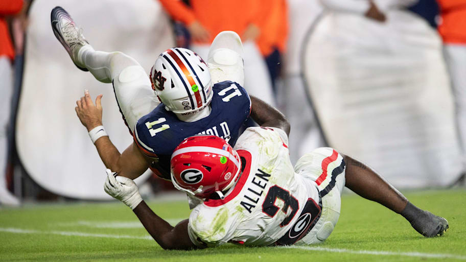 Bulldogs inside linebacker CJ Allen