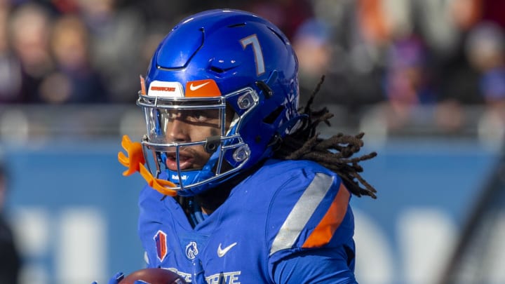 Nov 25, 2022; Boise, Idaho, USA; Boise State Broncos wide receiver Latrell Caples (7) catches a 50-yard touchdown pass during first half action against the Utah State Aggies at Albertsons Stadium. Mandatory Credit: Brian Losness-USA TODAY Sports