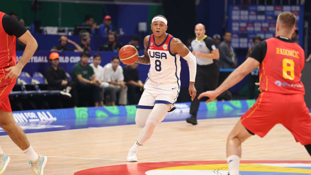 Paolo Banchero dribbles during the 2023 FIBA World Cup.