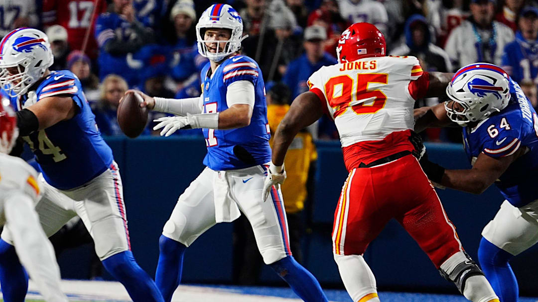 Bills quarterback Josh Allen gets ready to throw a pass as Kansas City's Chris Jones heads for him during first half action against the Kansas City Chiefs in Orchard Park, Nov.17, 2024. Bills quarterback Josh Allen gets ready to throw a pass as Kansas City's Chris Jones heads for him during first half action against the Kansas City Chiefs in Orchard Park, Nov.17, 2024.