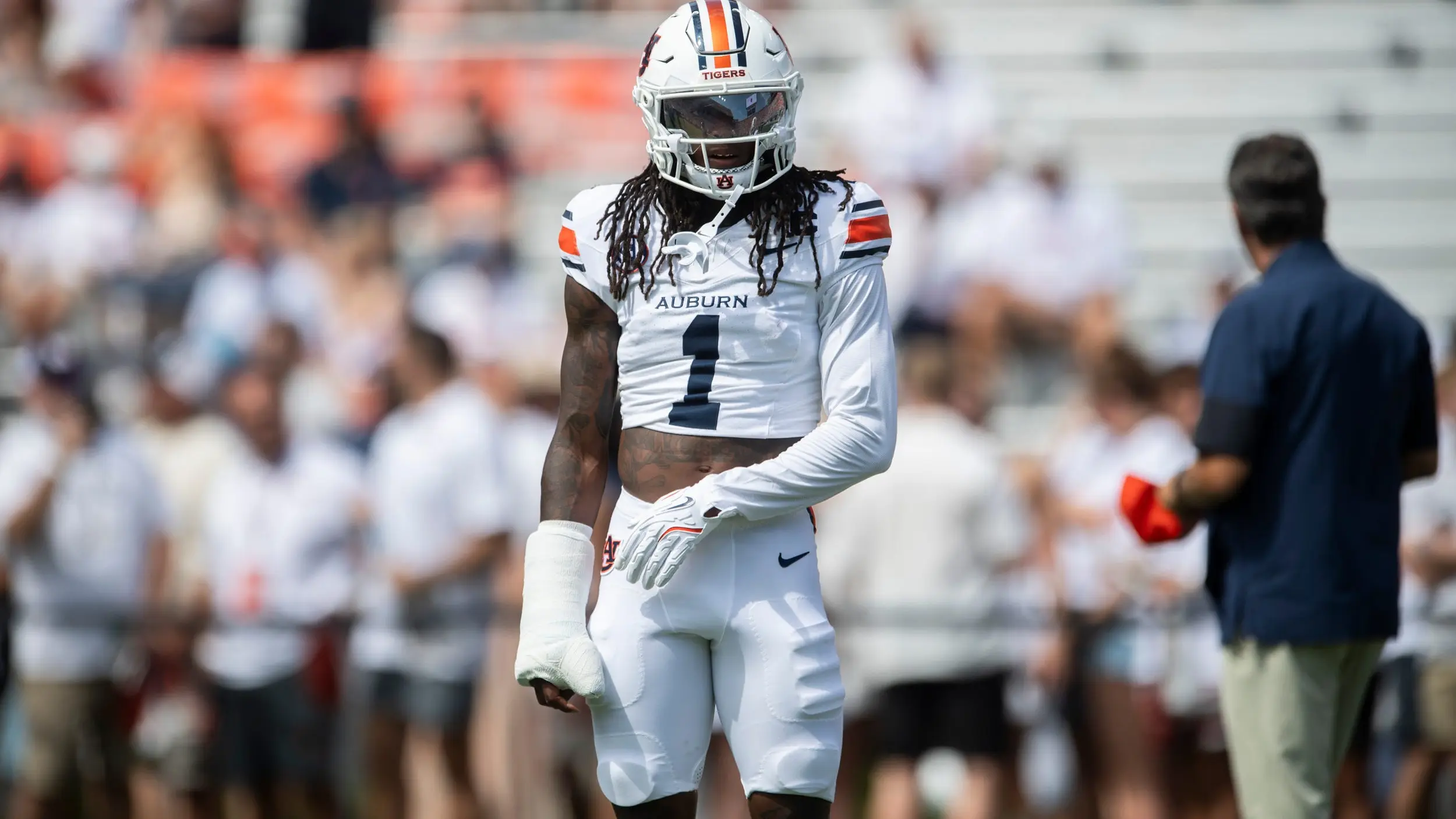 Alex Golesh Teases Comeback Year for Key Auburn Defender