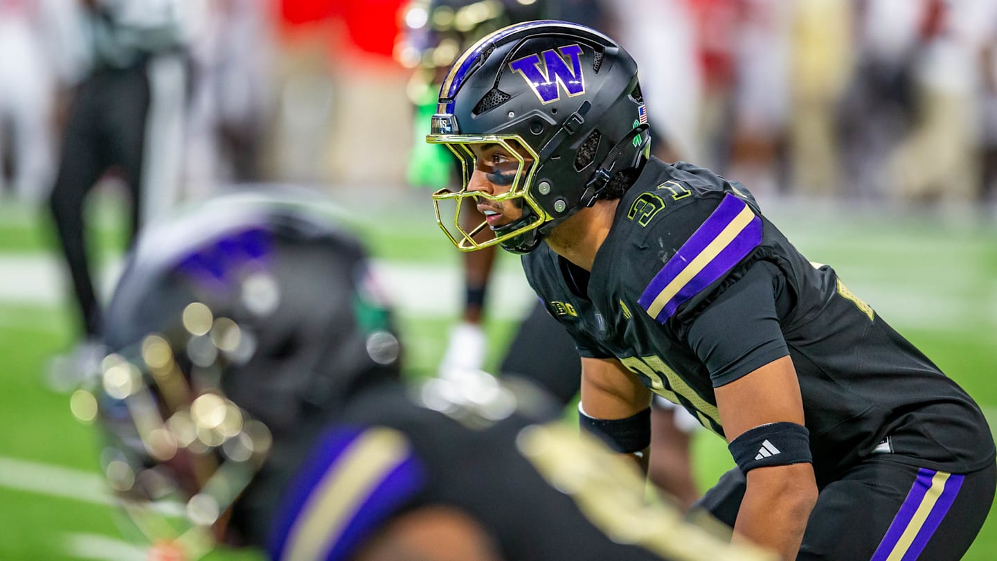 Makell Esteen Questionable for His Final UW Home Game