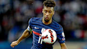 Kingsley Coman en piston droit.