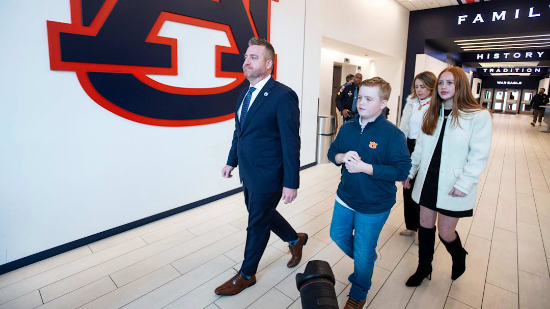 On3's Jake Crain has a strong lean on Alex Golesh and the USF transfers he's bringing to Auburn