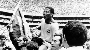 O ex-atacante Jairzinho, campeão da Copa do Mundo de 1970, foi um dos jogadores selecionados como 'ídolos' do Fifa 23