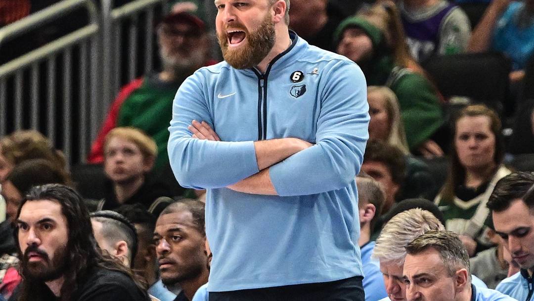 Apr 7, 2023; Milwaukee, Wisconsin, USA; Memphis Grizzlies head coach Taylor Jenkins reacts in the second quarter during game against the Milwaukee Bucks at Fiserv Forum. Mandatory Credit: Benny Sieu-Imagn Images